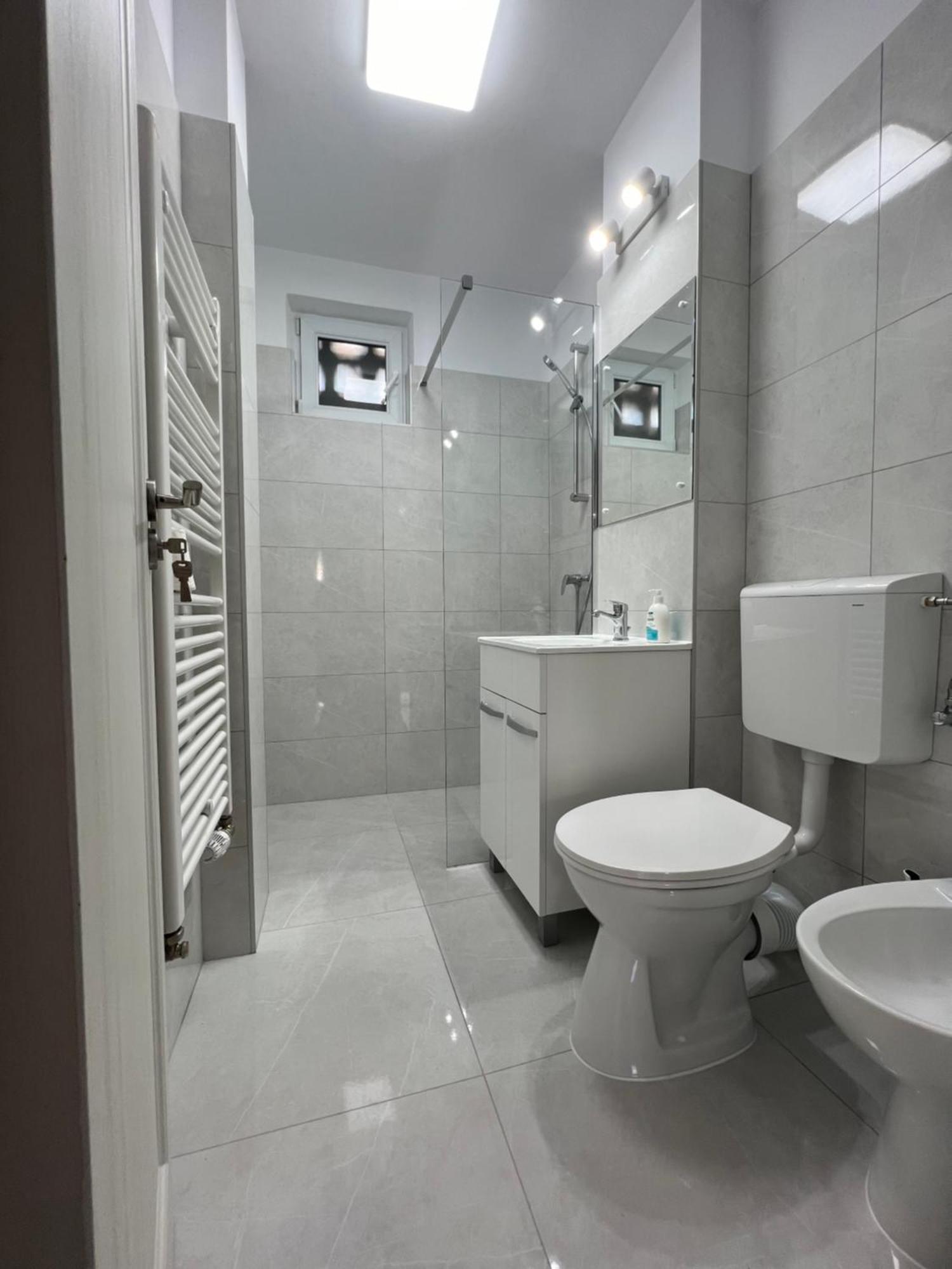 Apartament Centru Διαμέρισμα Râmnicu Vâlcea Εξωτερικό φωτογραφία